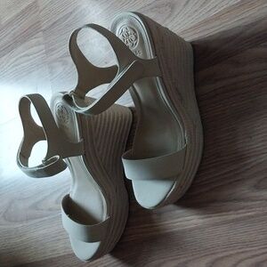 Kendall and Kylie for Guess Nude Wedge